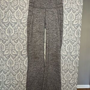 Lululemon  women’s Groove Pant Flare
 size 6